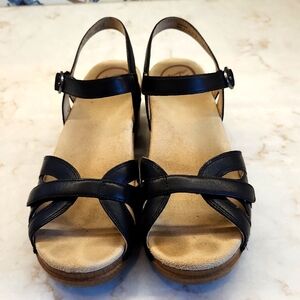 Dansko Black Leather, Season Sandal, size 38/7.5, Velcro toe and ankle straps